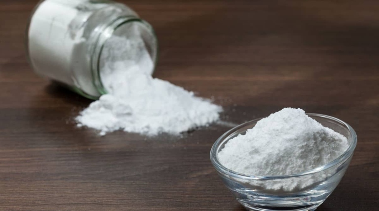 One way to kill ants is to use dry powder sodium bicarbonate, or baking soda.